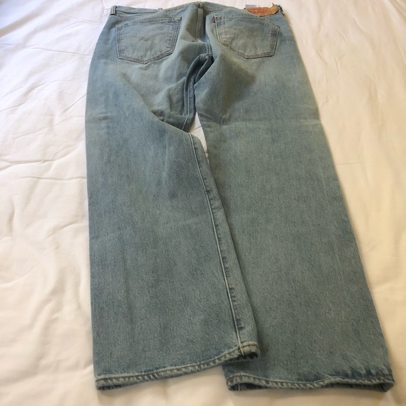 LEVI’S® Men’s 501® Original Fit Light Blue Jeans - Picture 8 of 8